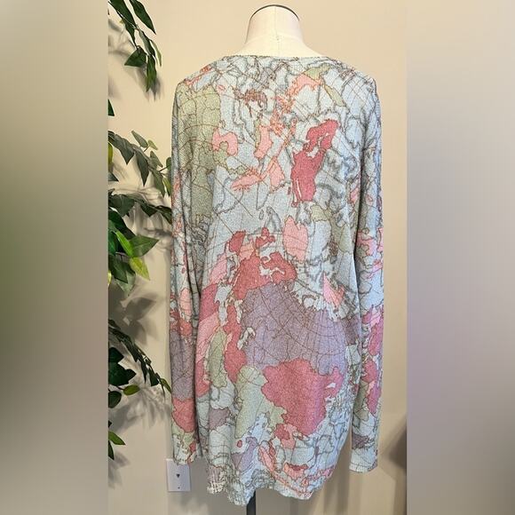 Show Me Your Mumu Womens Boho Oversized World Tour Bonfire Map Sweater Size XS - Picture 6 of 7